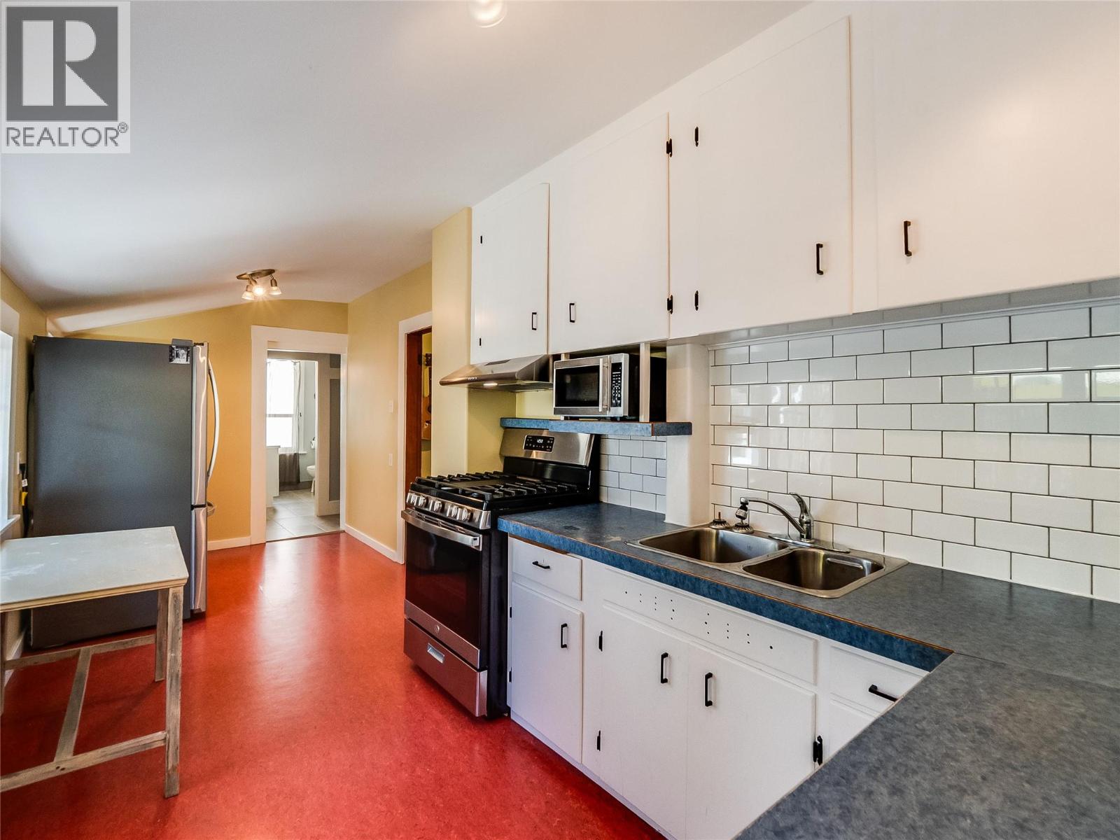 1320 FALLS STREET - 18