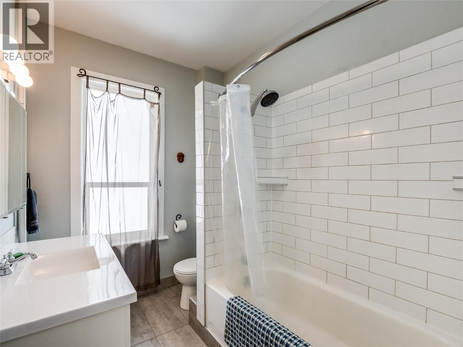 1320 FALLS STREET - 22