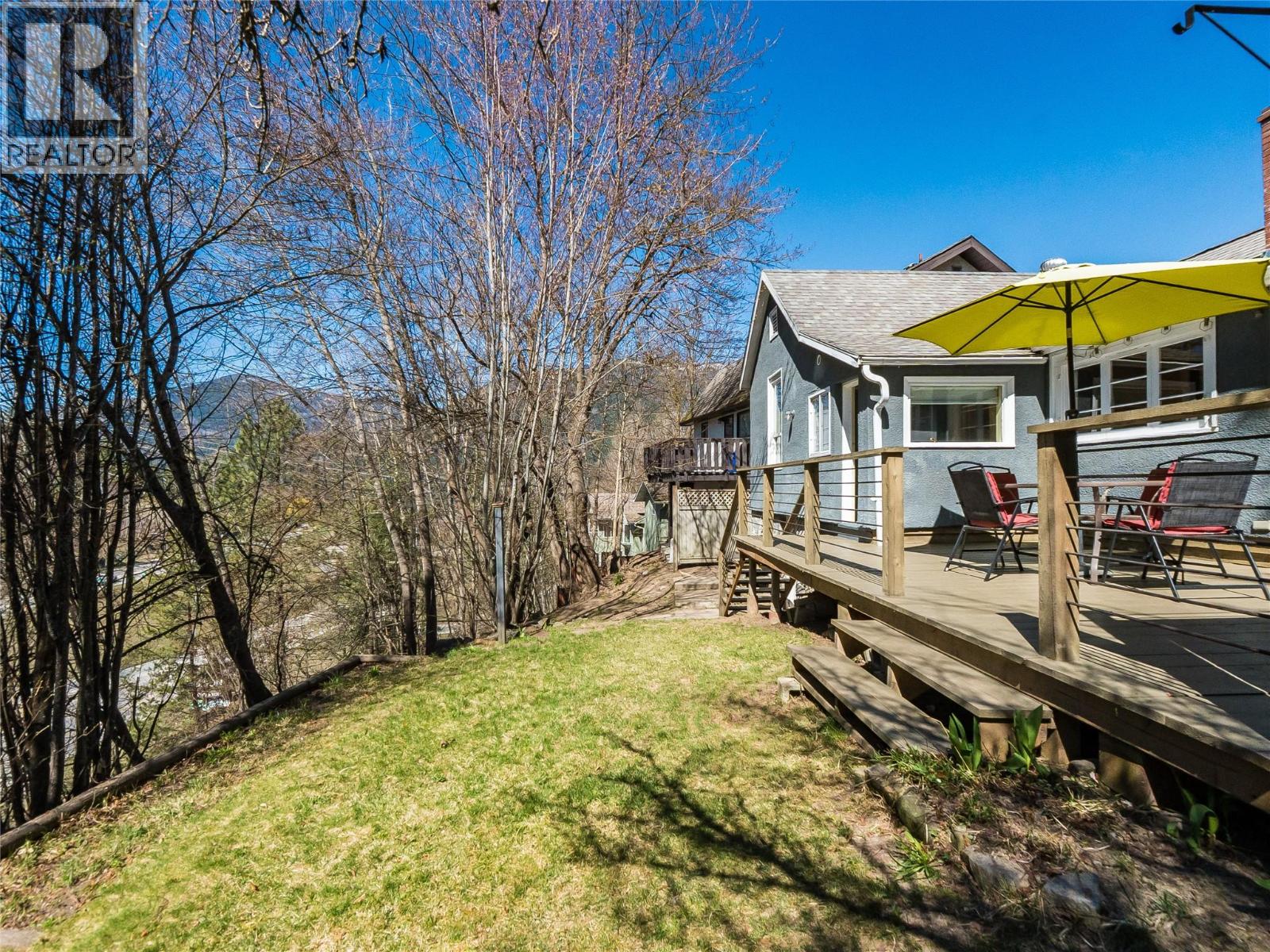 1320 FALLS STREET - 31