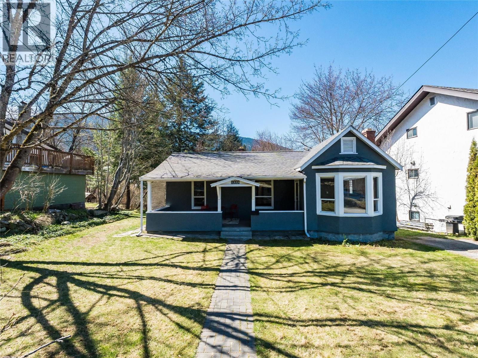 1320 FALLS STREET - 34