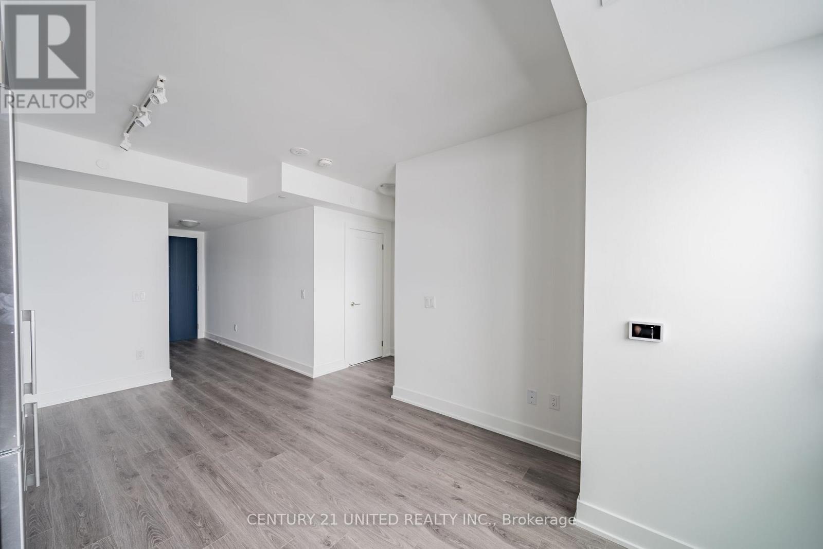 #1203 2545 SIMCOE STREET - 13