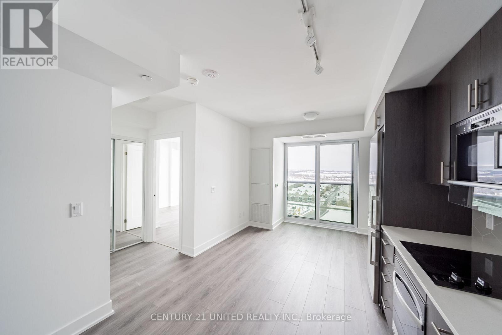 #1203 2545 SIMCOE STREET - 29