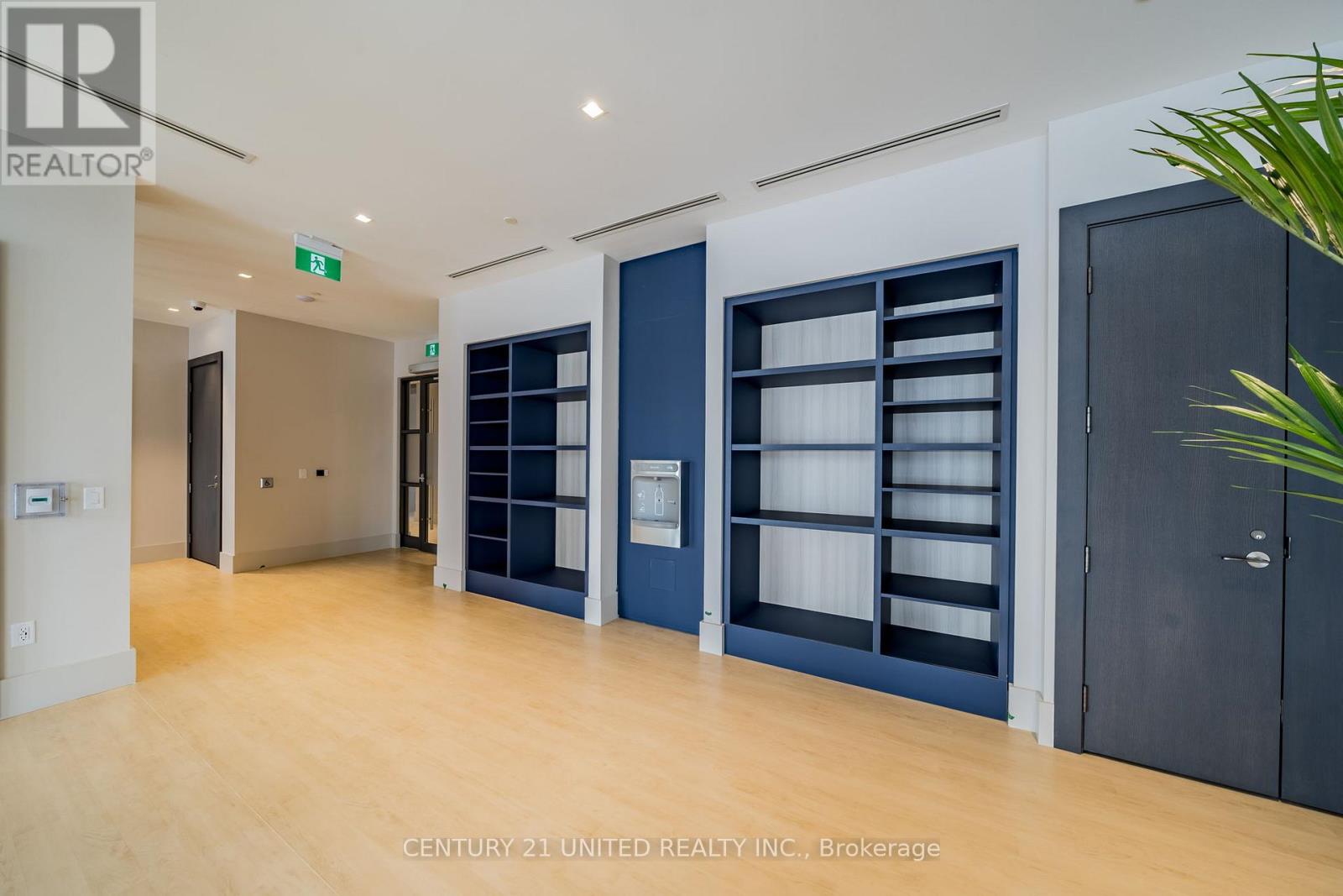 1203 - 2545 SIMCOE STREET — photo 37