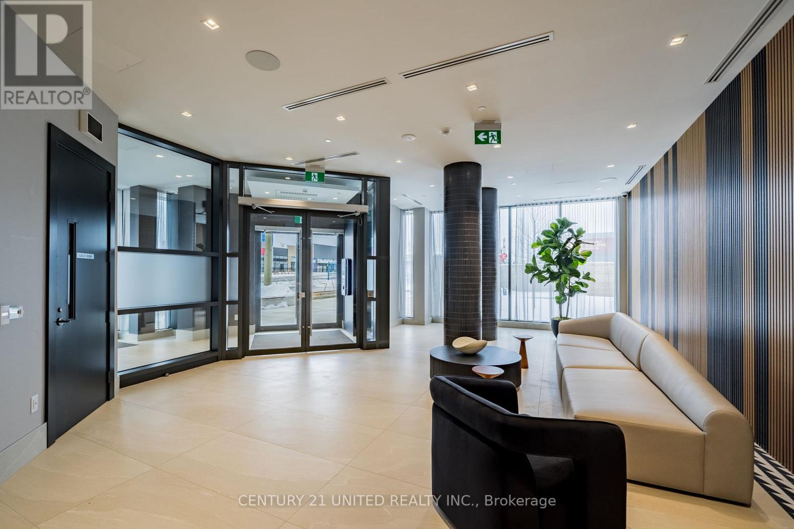 #1203 2545 SIMCOE STREET - 4