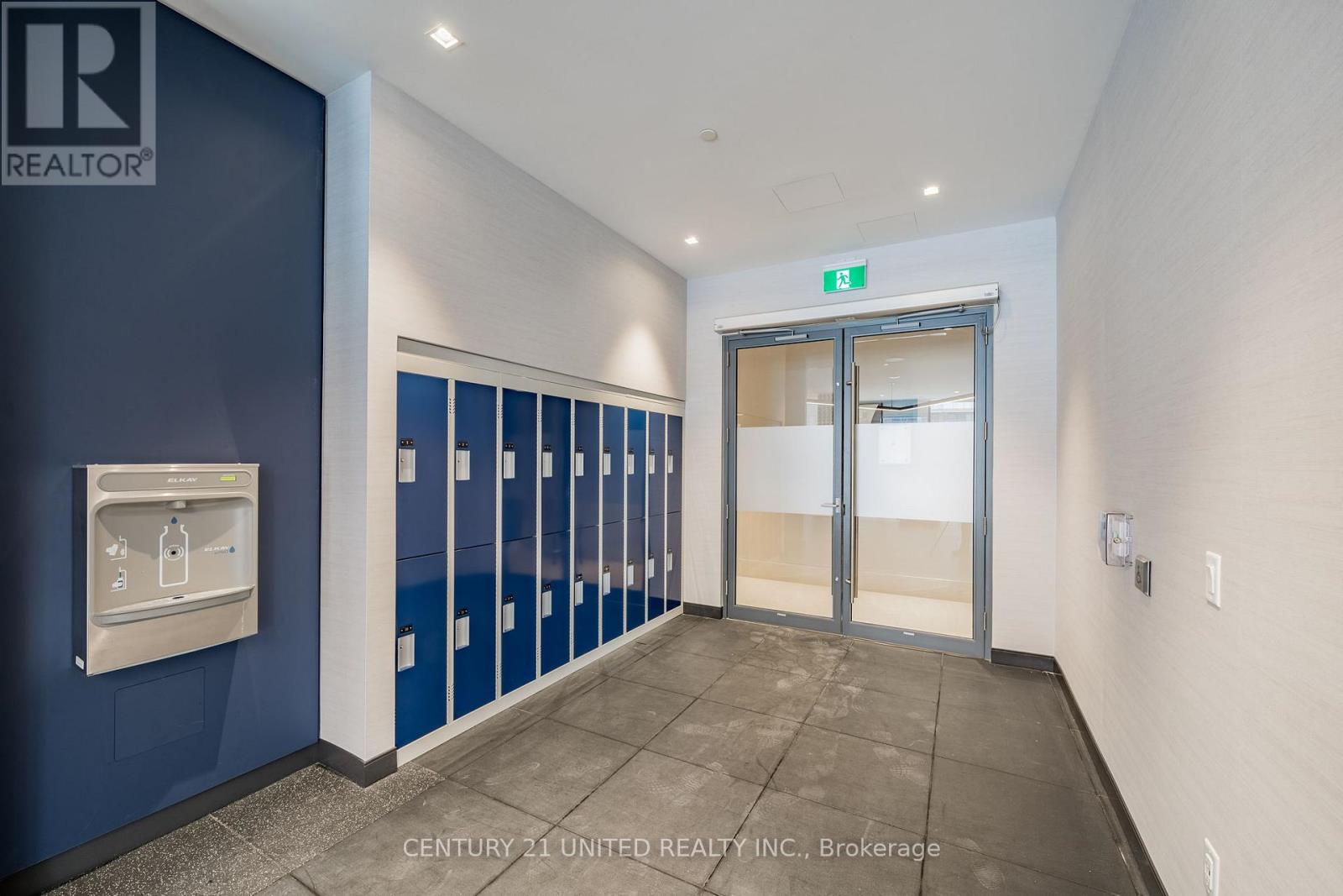 1203 - 2545 SIMCOE STREET — photo 40