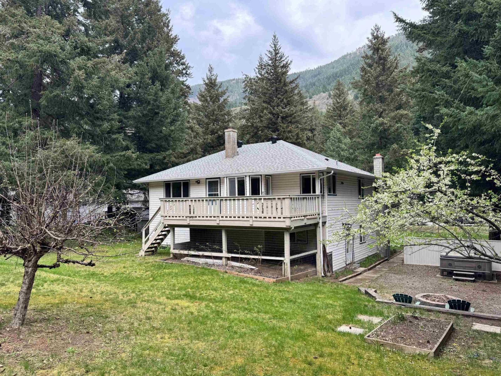 50615 SLANZI ROAD, Fraser Canyon — photo 4