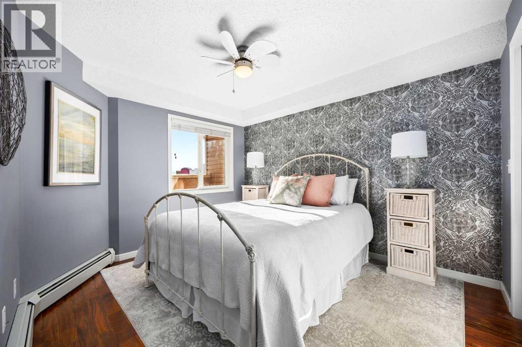 505 Railway Street West, Cochrane