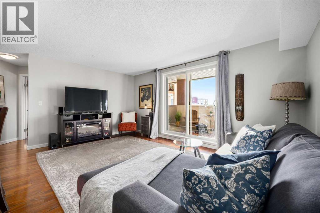 505 Railway Street West, Cochrane