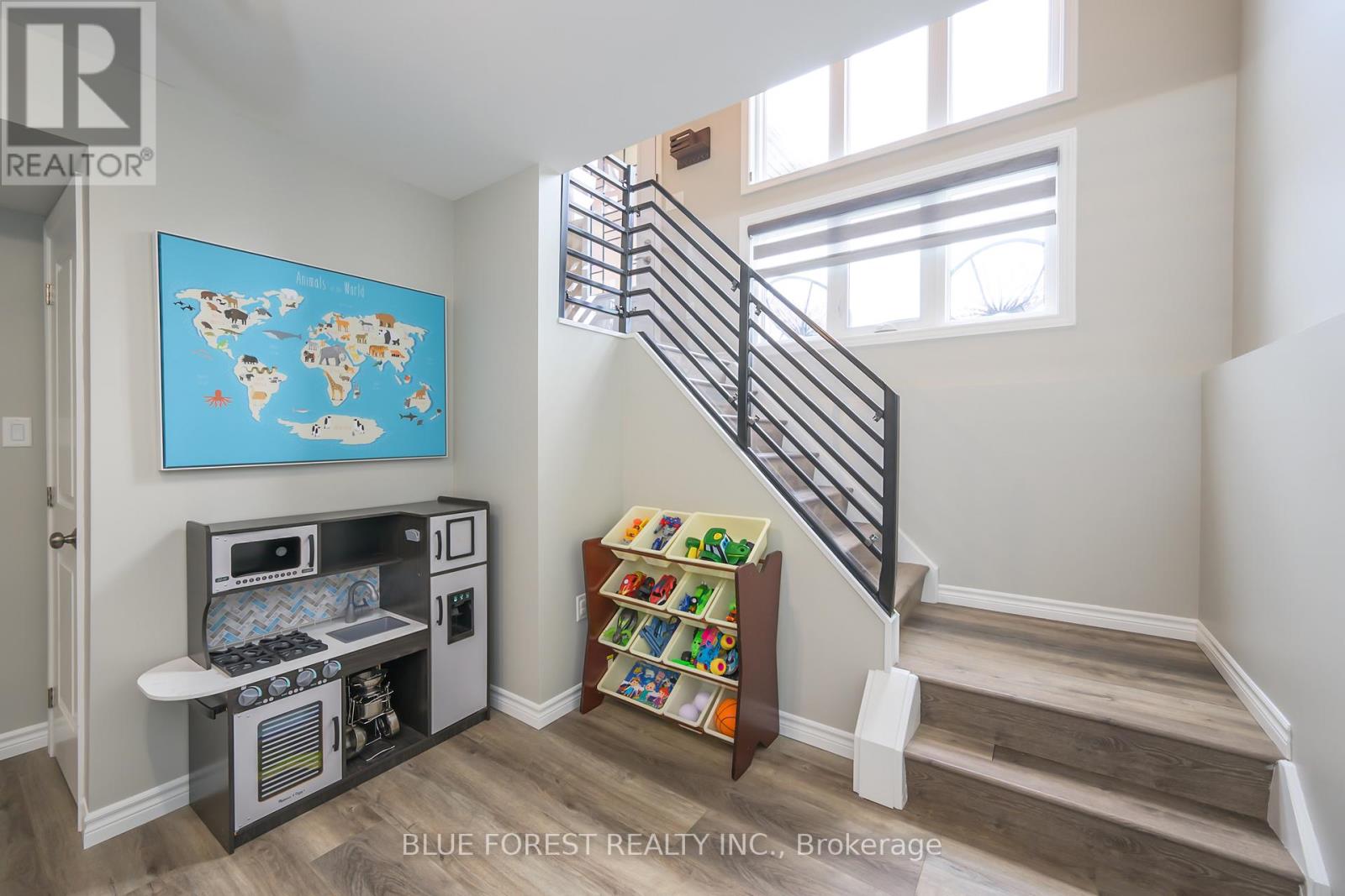 45 KINGSBRIDGE STREET Property Photo