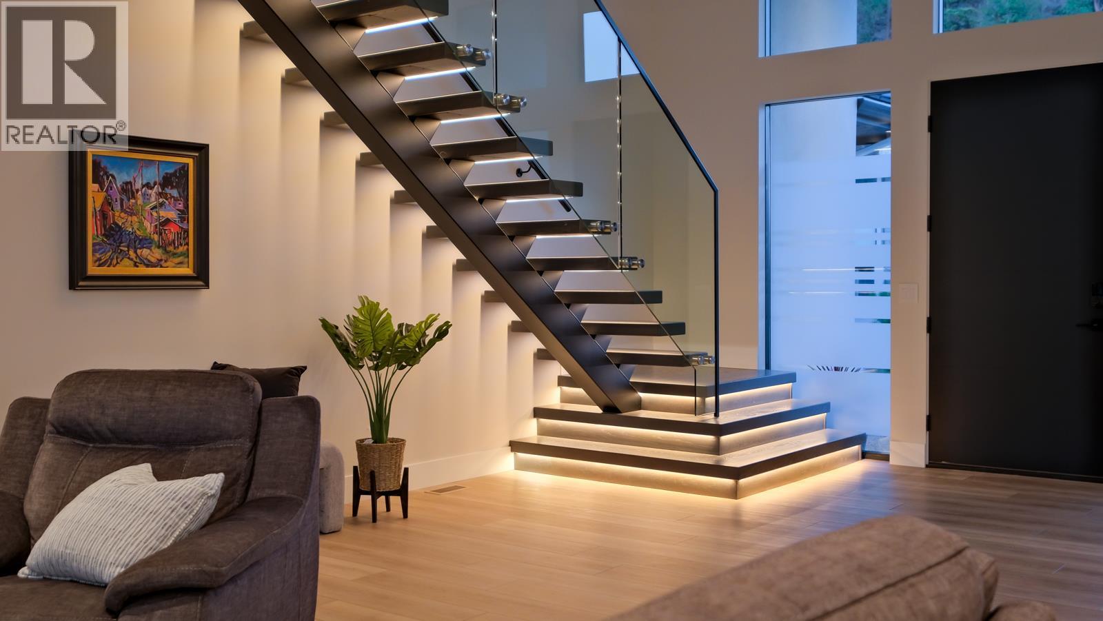 740 PINEHAVEN COURT - Image 3