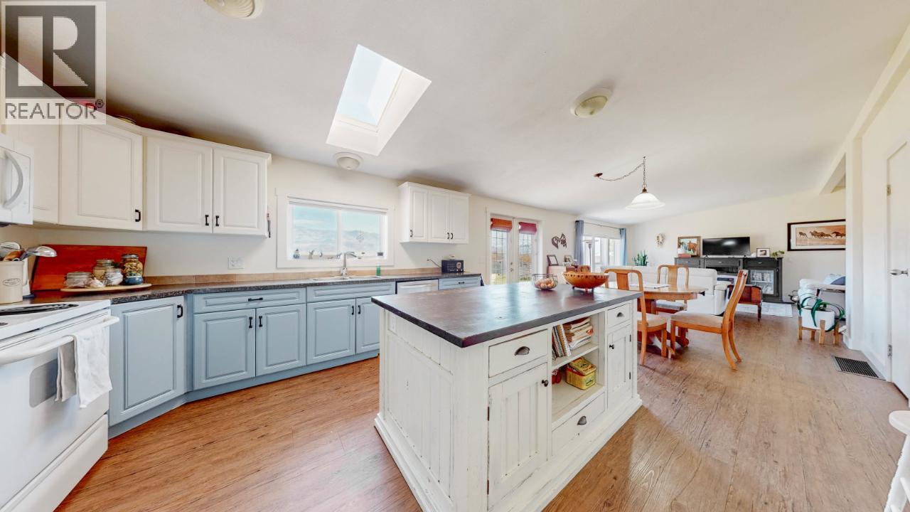 3405 107TH Street, Osoyoos