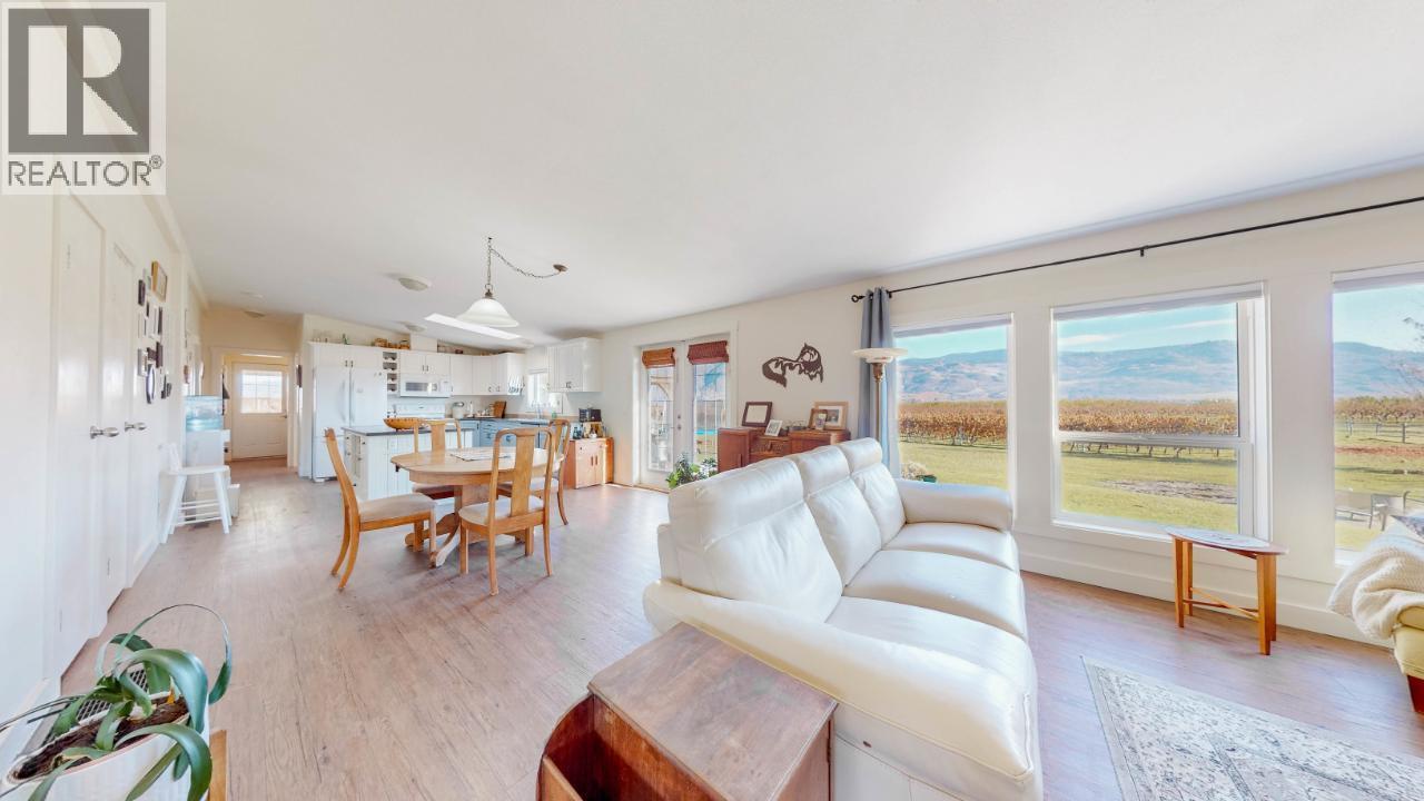 3405 107TH Street, Osoyoos