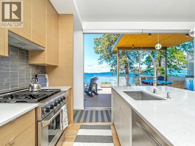 2924 MALASPINA PROMENADE - 13