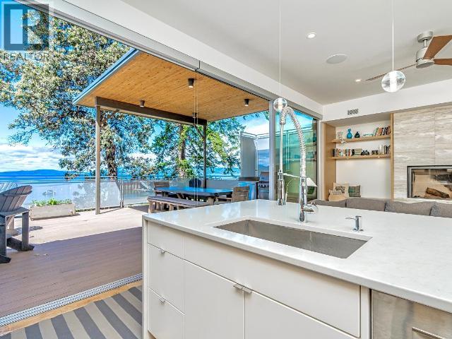 2924 MALASPINA PROMENADE - 14