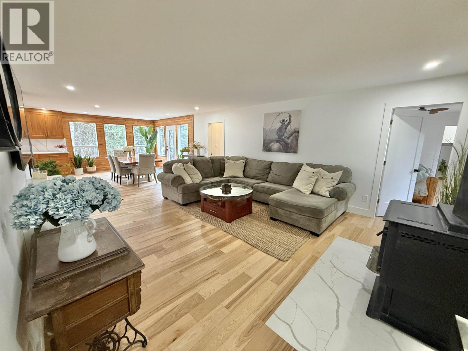 2852 PINNACLES ROAD - 14