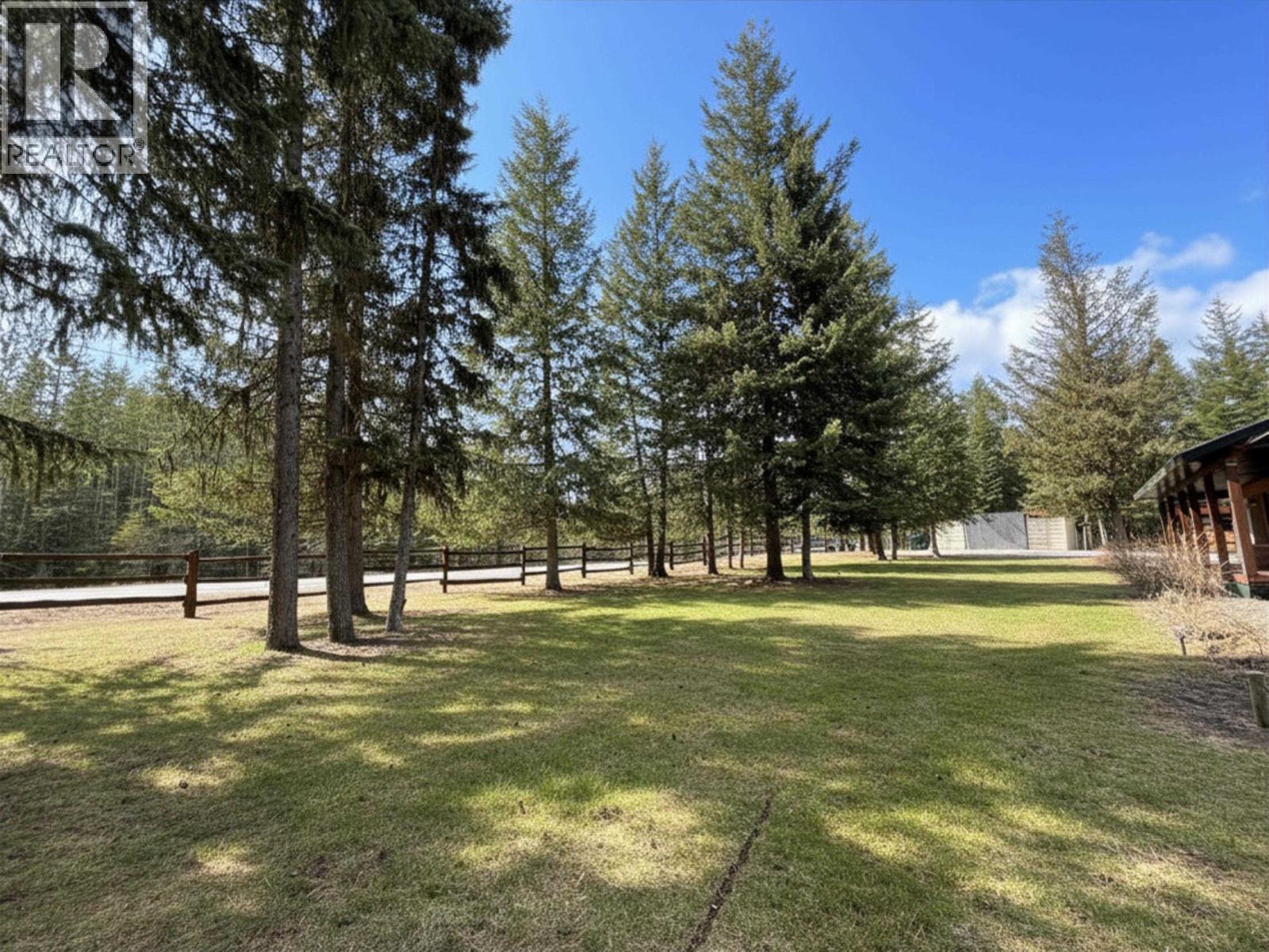 2852 PINNACLES ROAD - 38