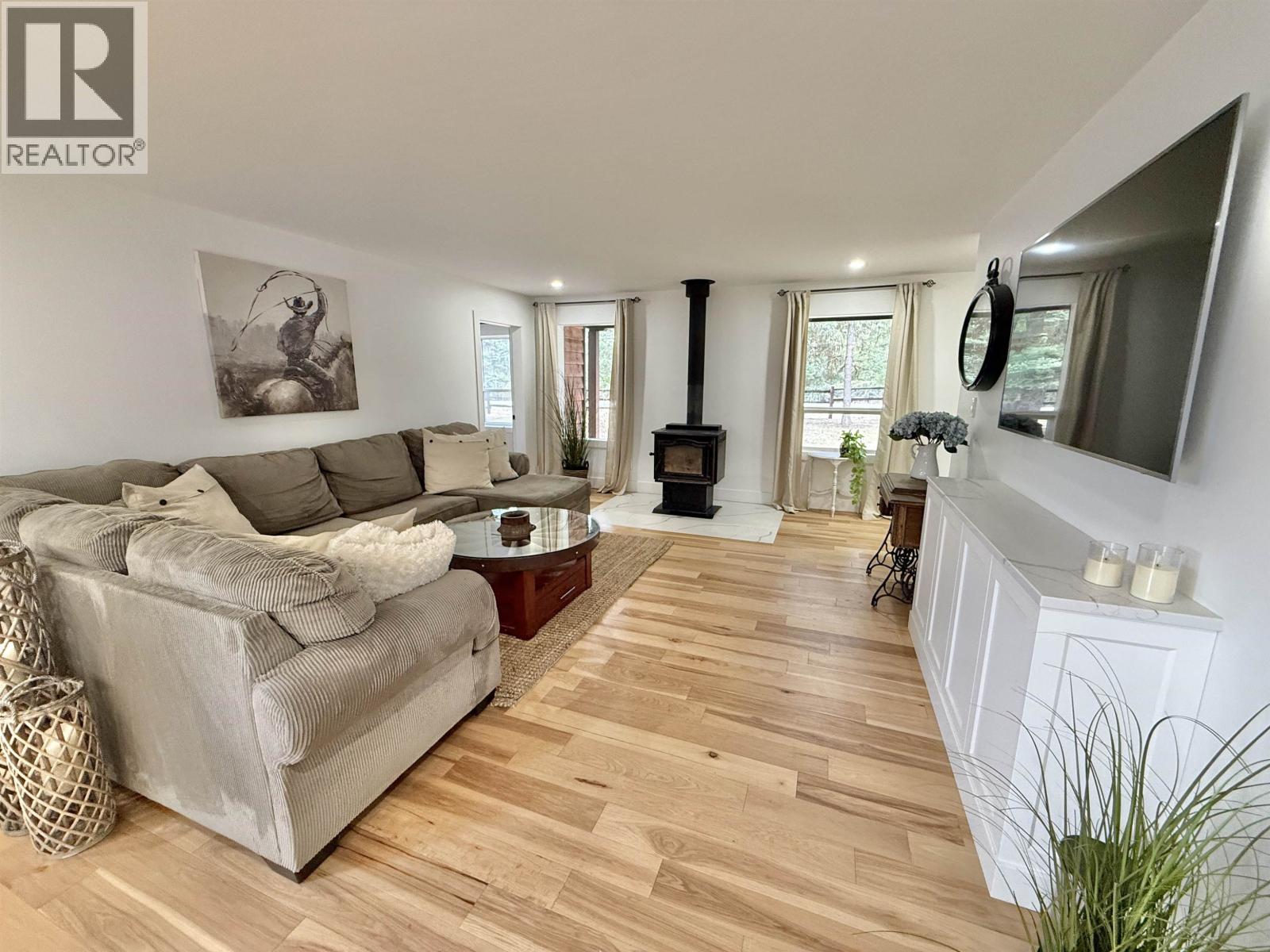 2852 PINNACLES ROAD - 15