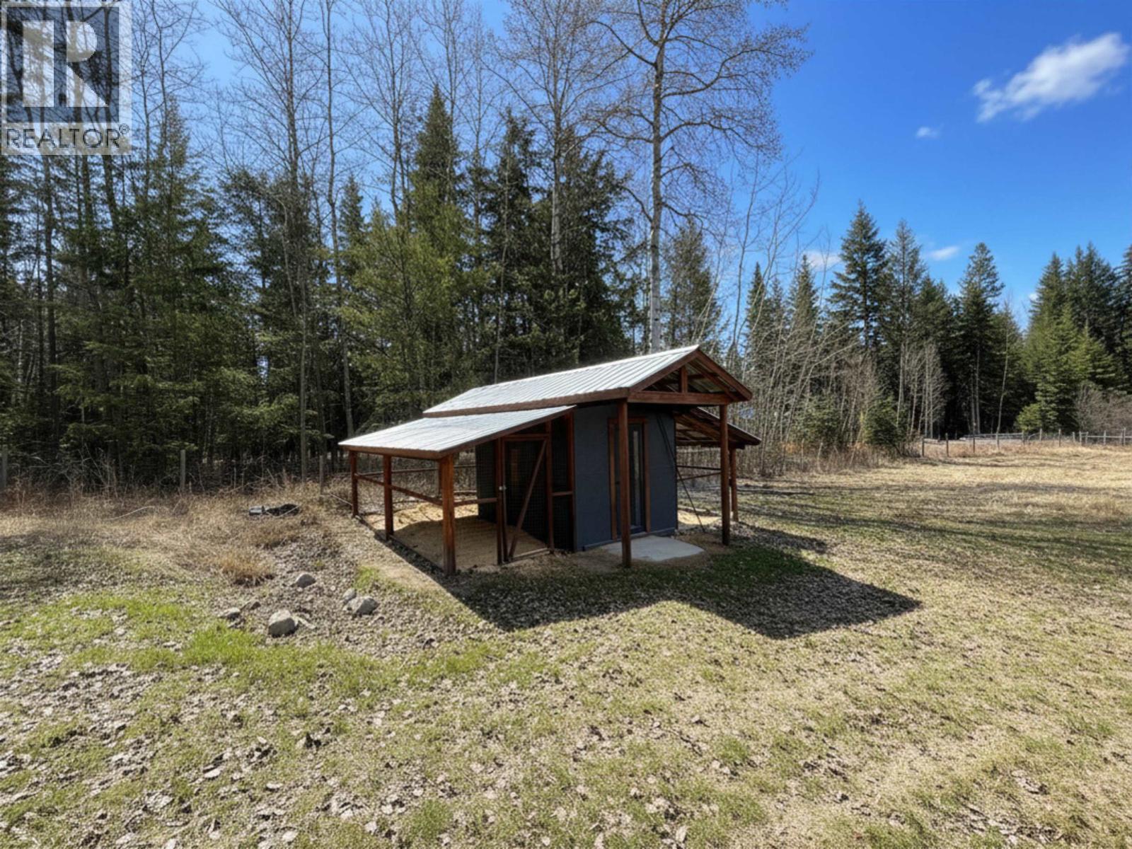 2852 PINNACLES ROAD - 35