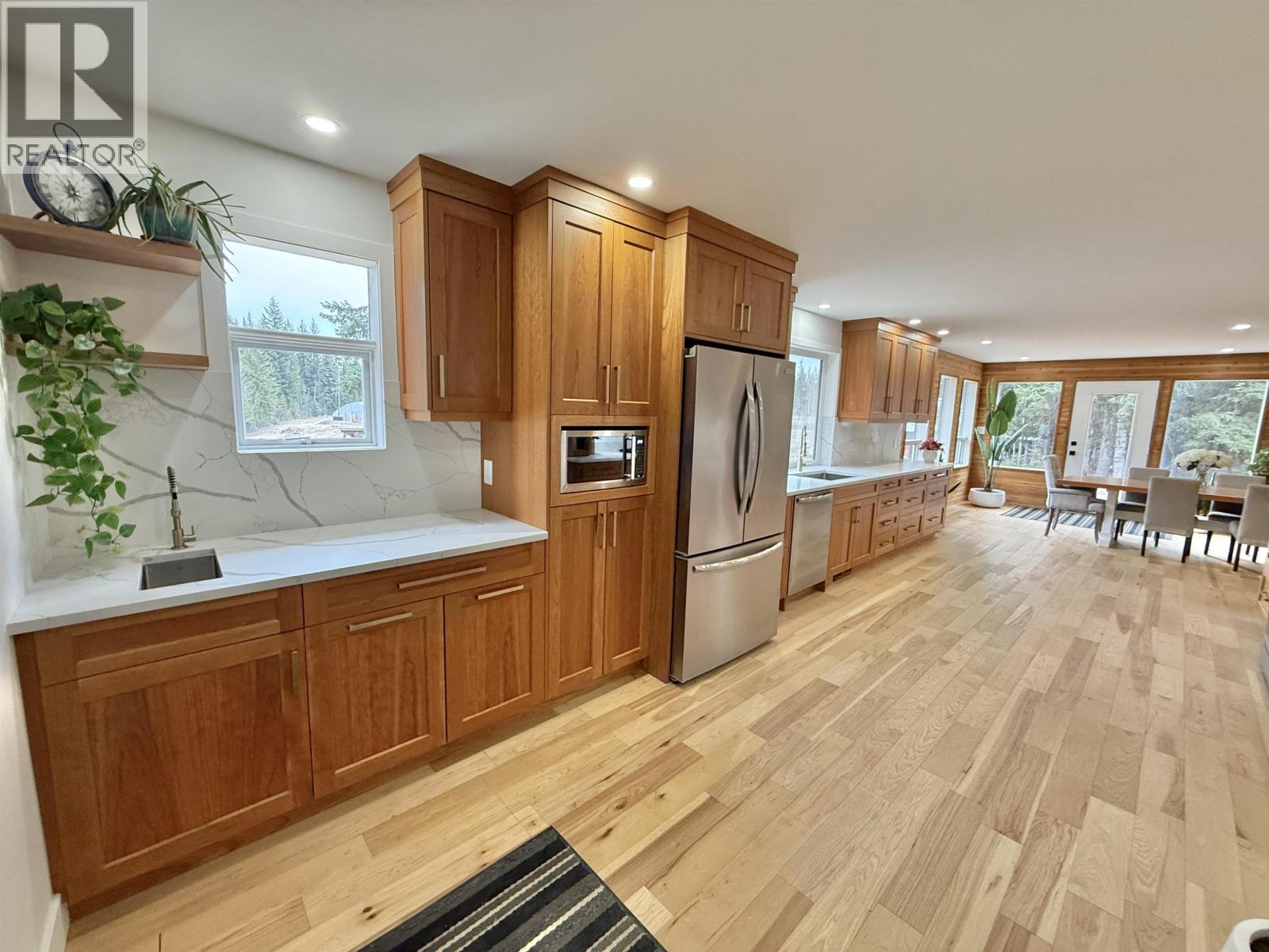 2852 PINNACLES ROAD - 9