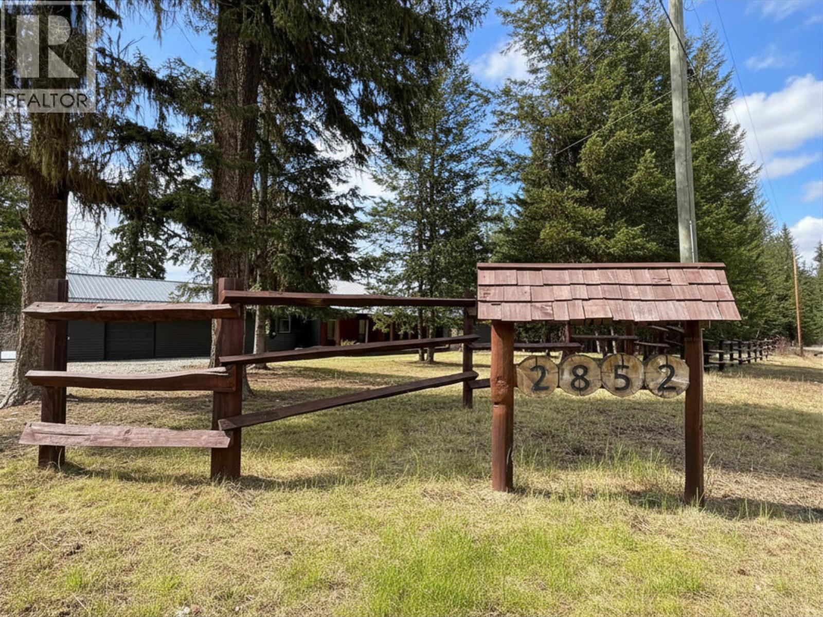 2852 PINNACLES ROAD - 39