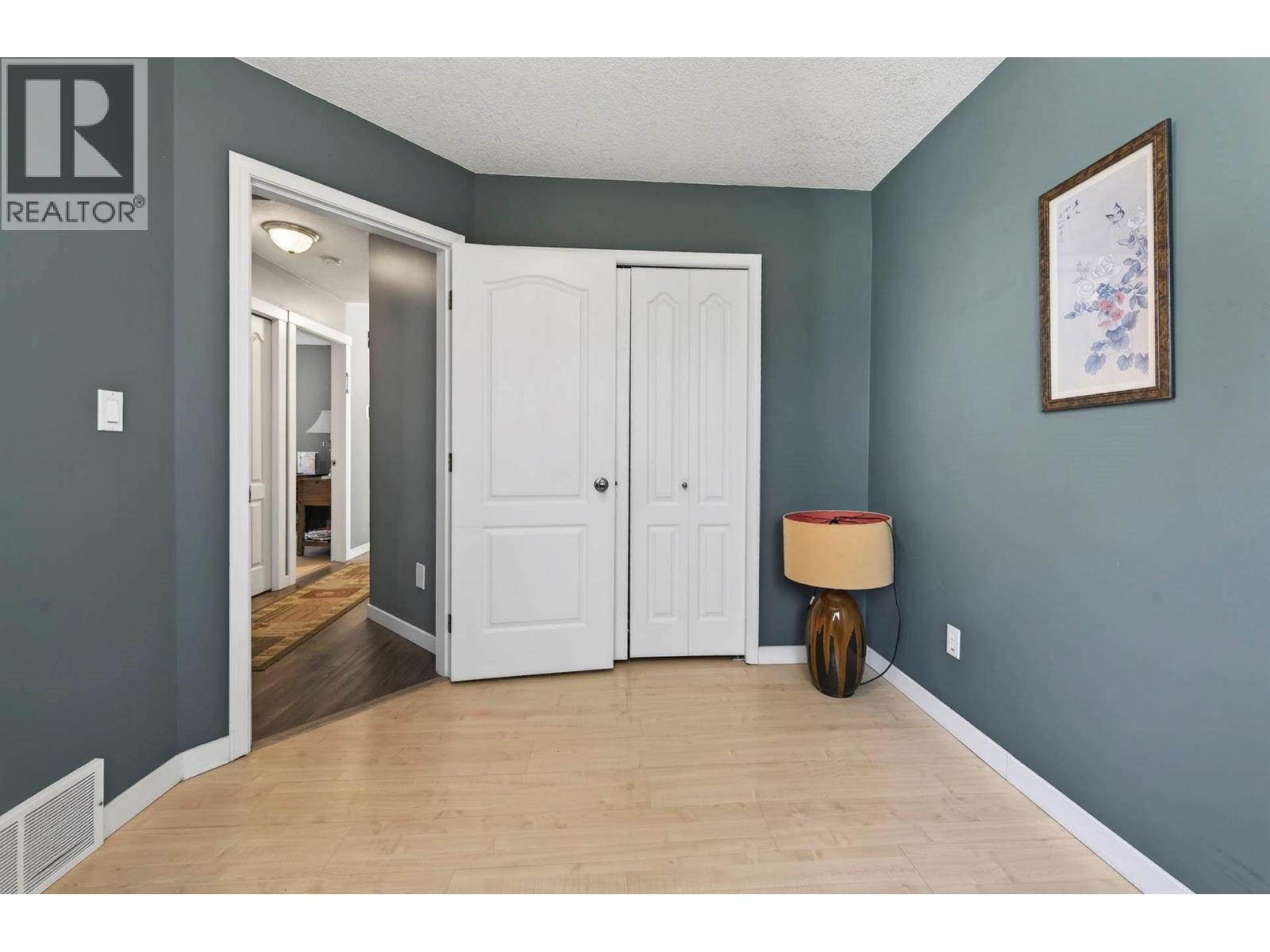 2349 DRUMMOND COURT - 20