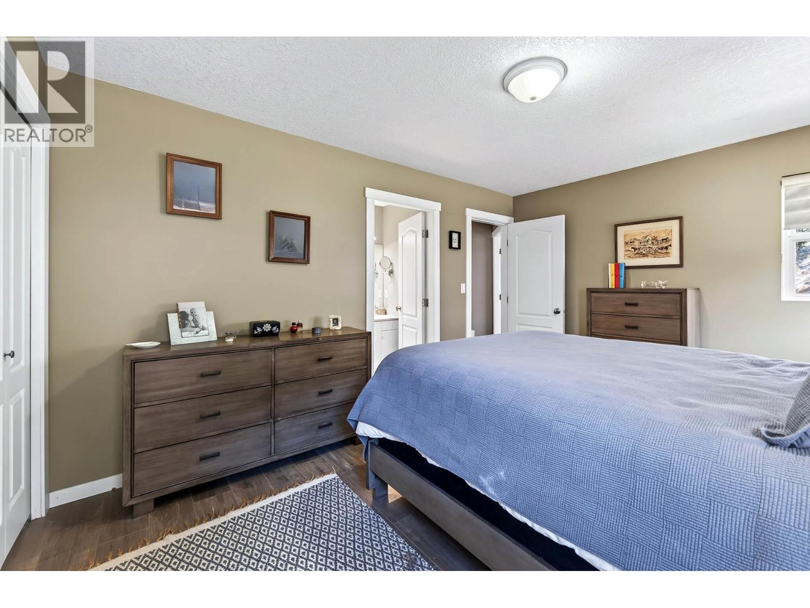 2349 DRUMMOND COURT - 15