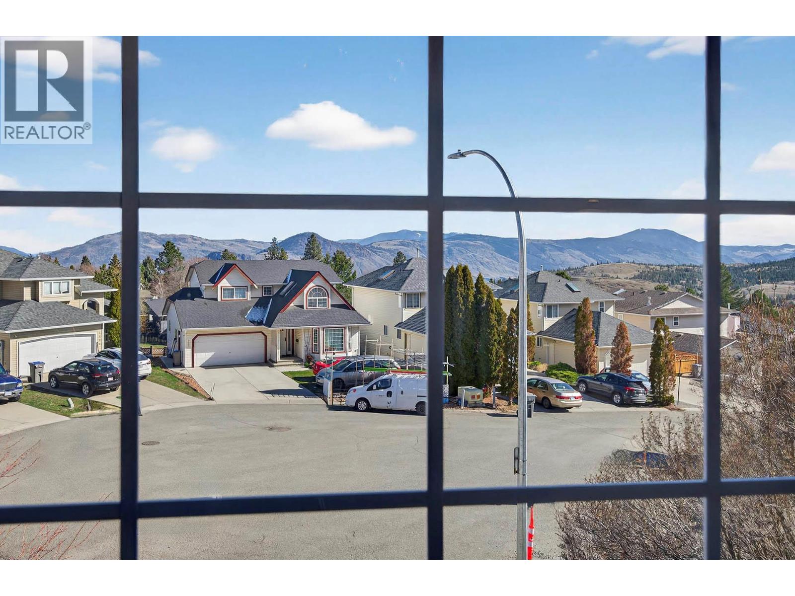 2349 DRUMMOND COURT - 6