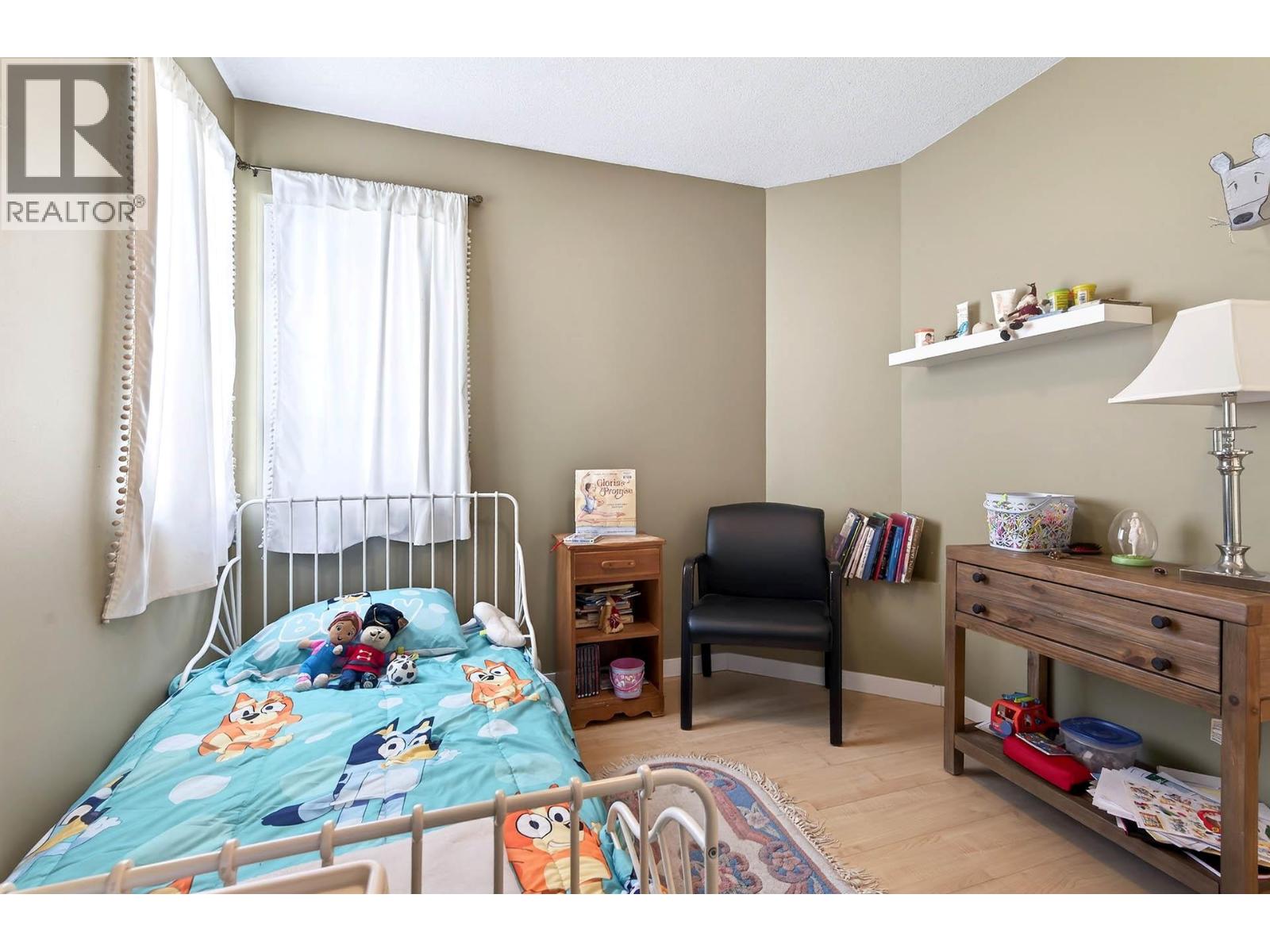 2349 DRUMMOND COURT - 22