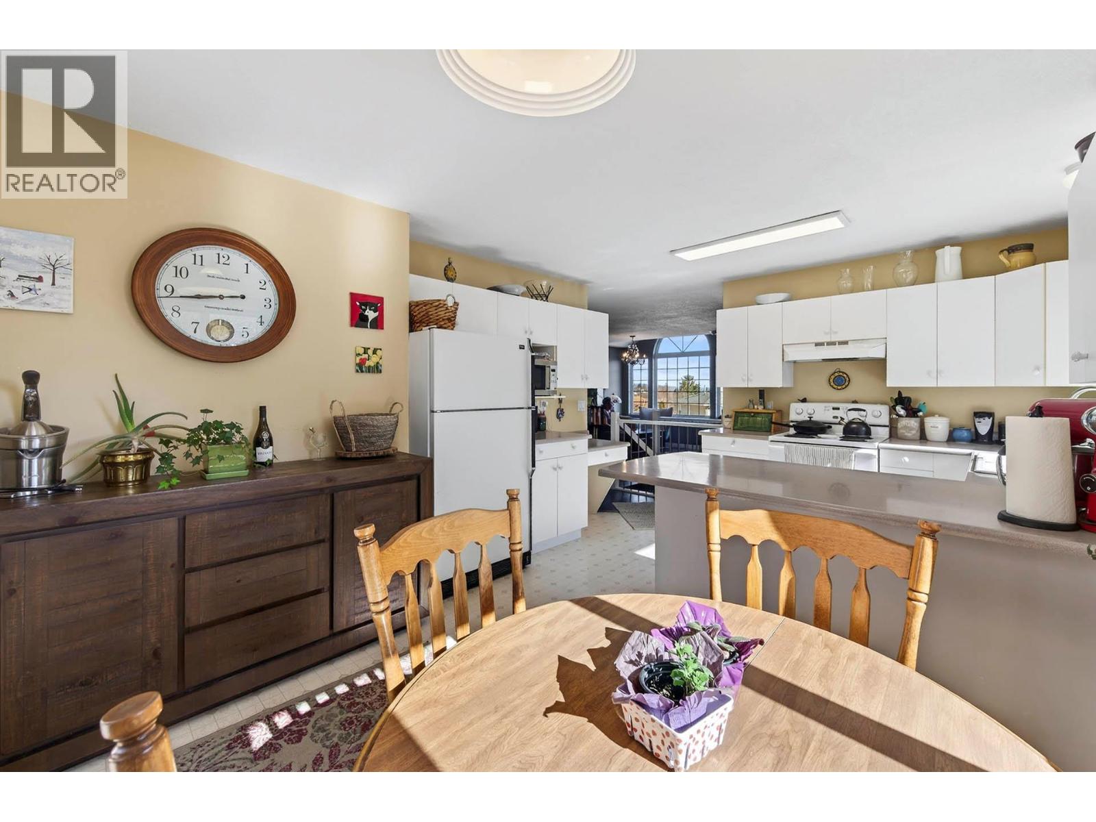 2349 DRUMMOND COURT - 13