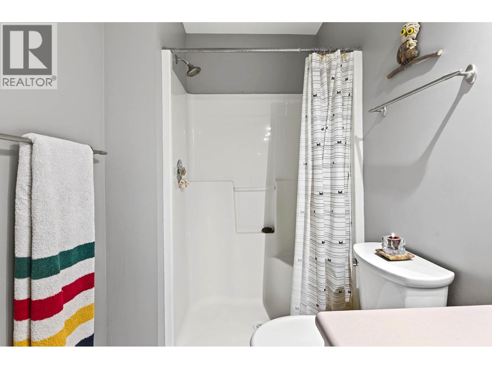 2349 DRUMMOND COURT - 18