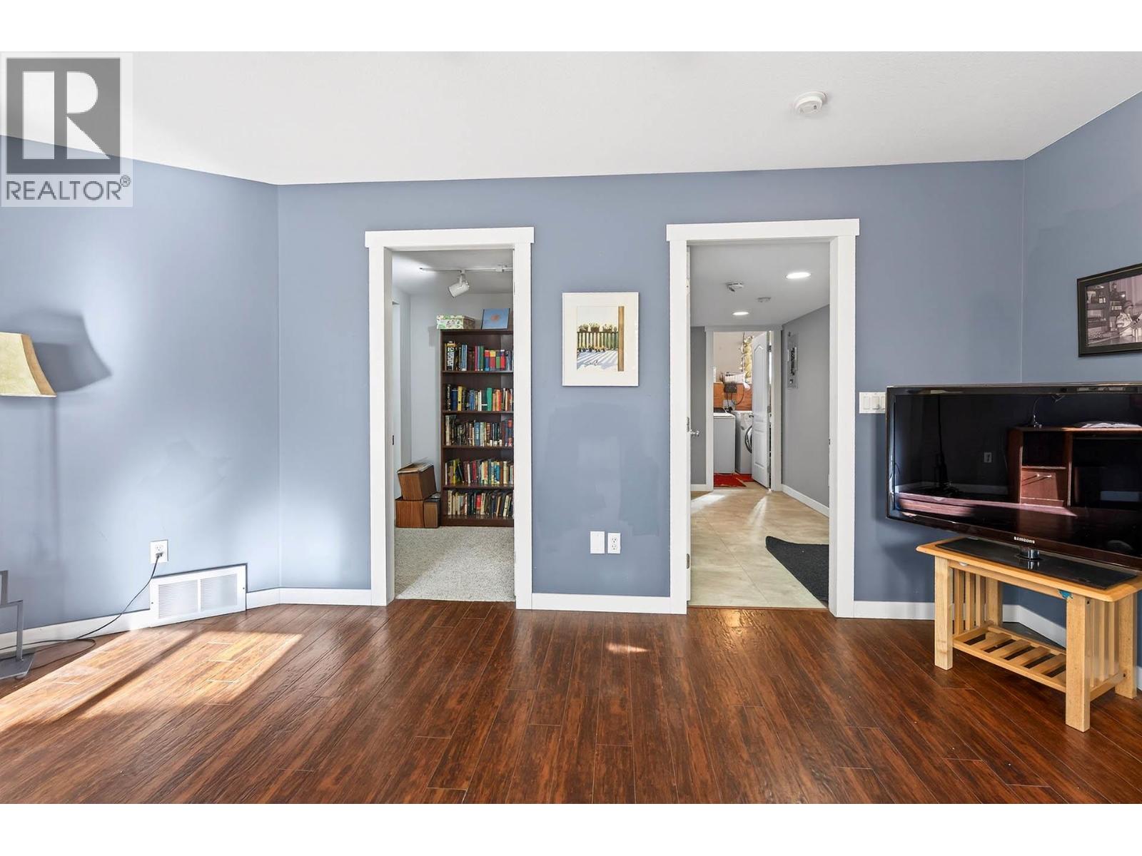 2349 DRUMMOND COURT - 28