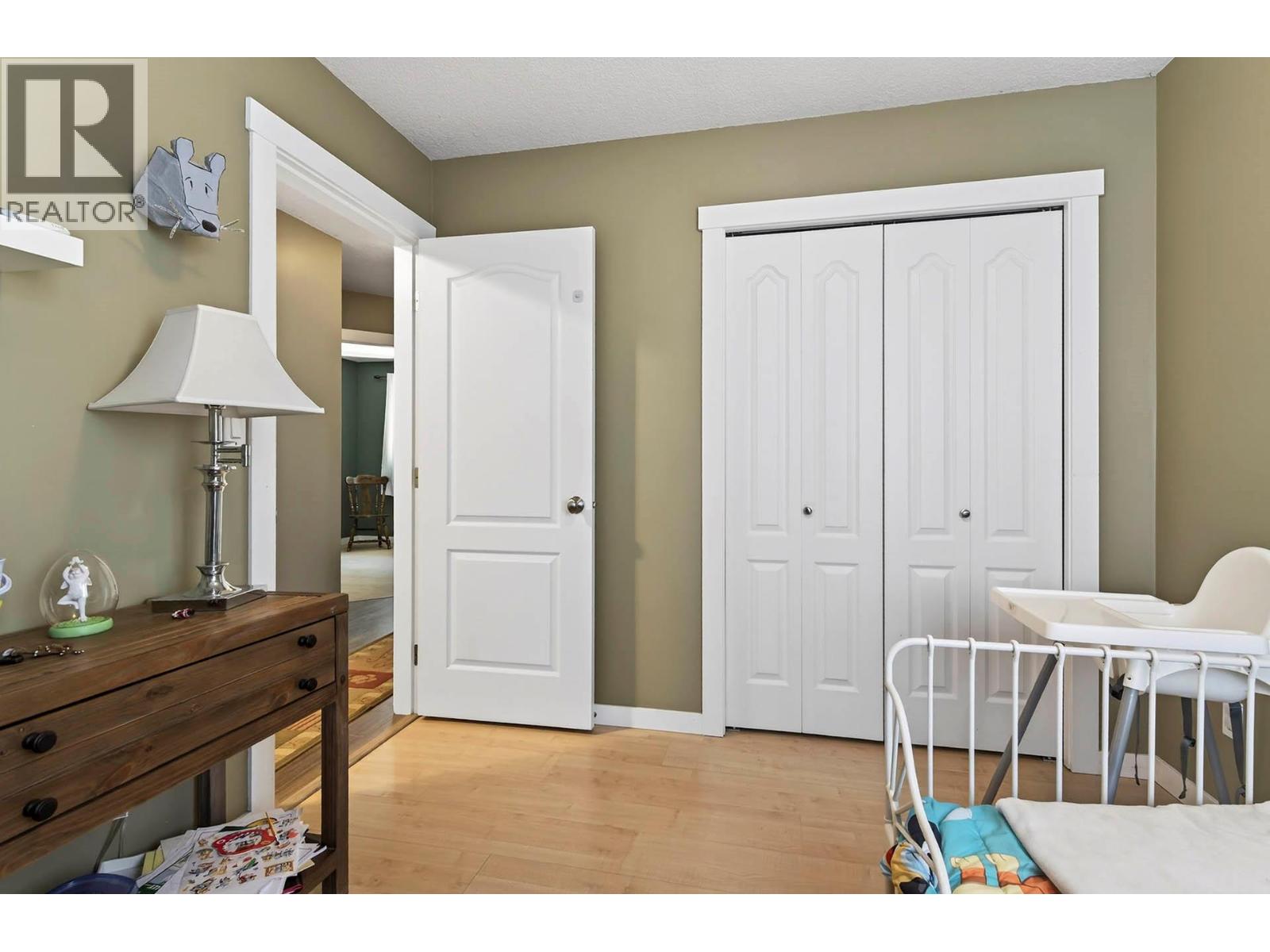 2349 DRUMMOND COURT - 23