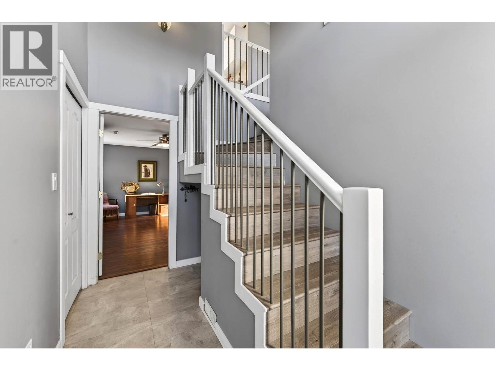 2349 DRUMMOND COURT - Image 2