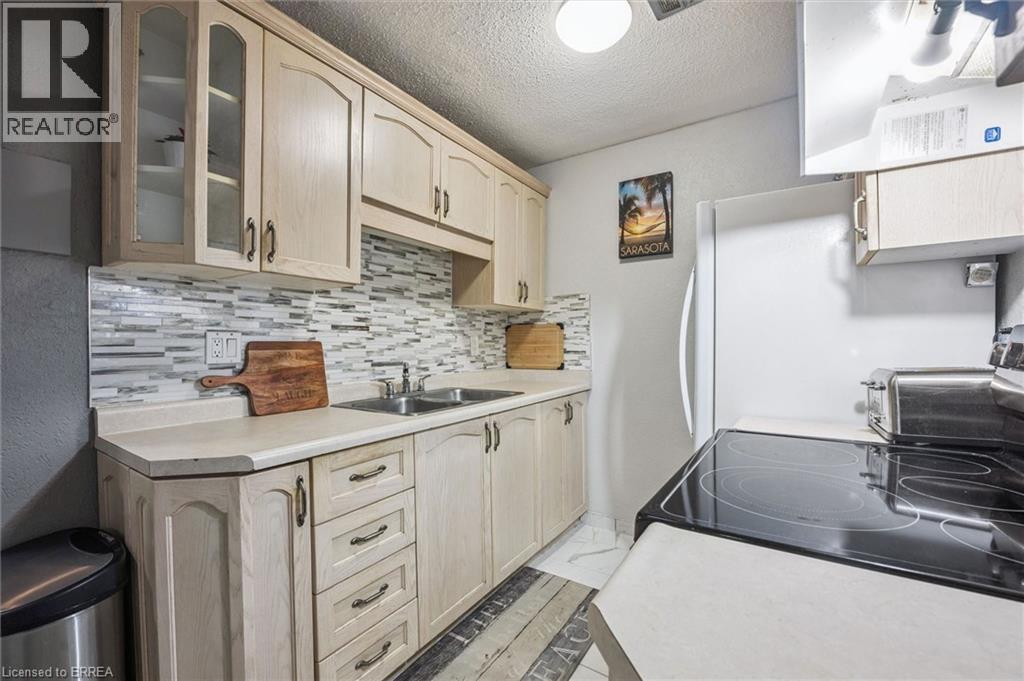 893 CONCESSION Street Unit# 202, Hamilton, Ontario, L8V1E7 — Photo 12