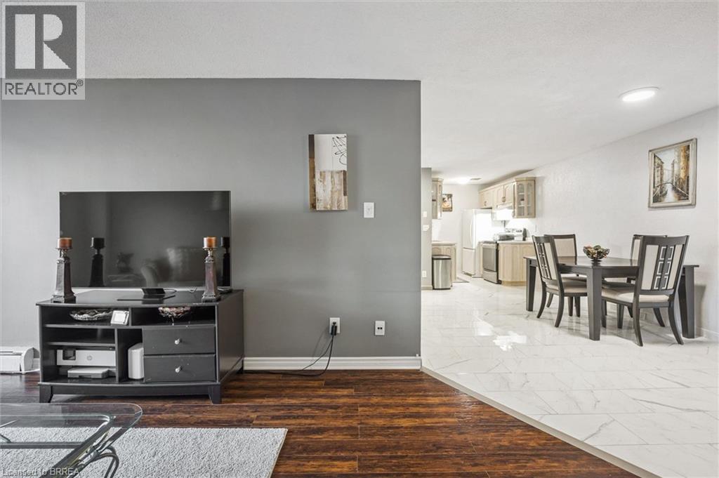893 CONCESSION Street Unit# 202, Hamilton, Ontario, L8V1E7 — Photo 9