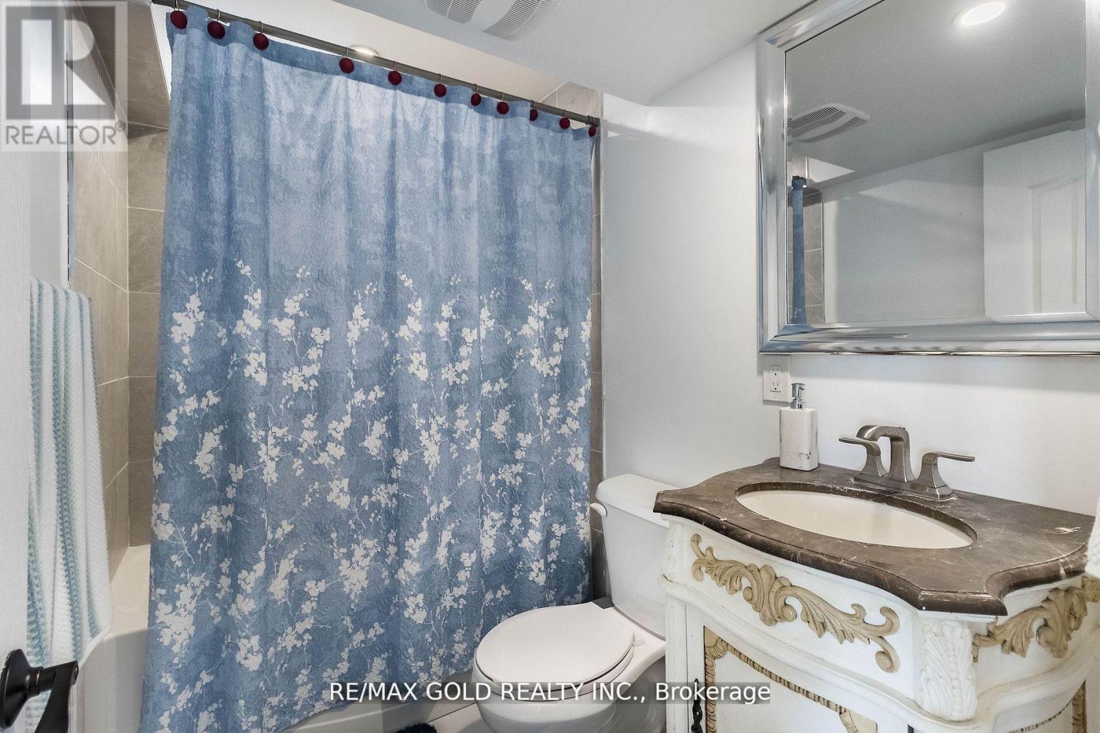 115 ELM STREET - 36