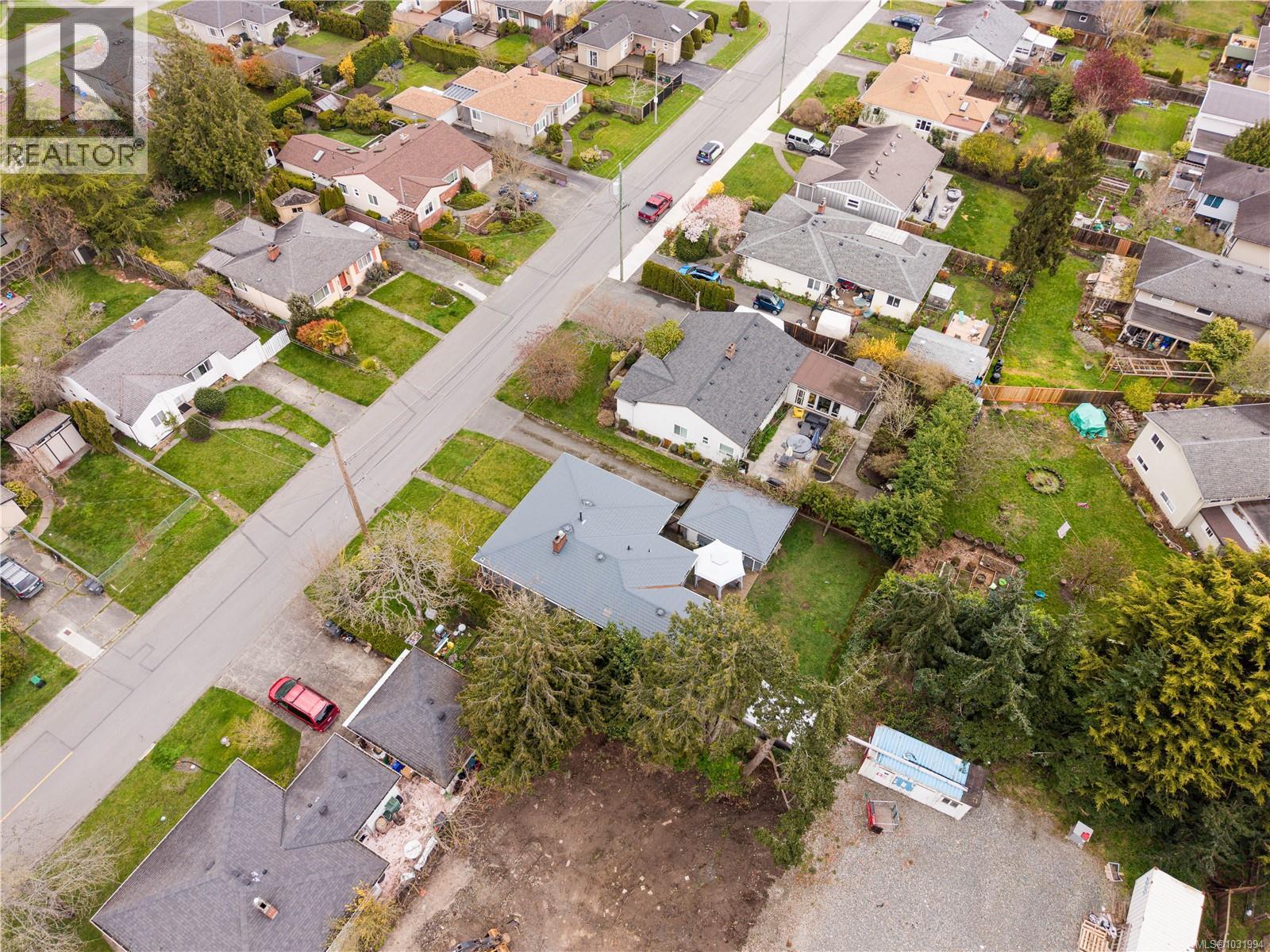  1661/1663 Freeman Avenue, Saanich