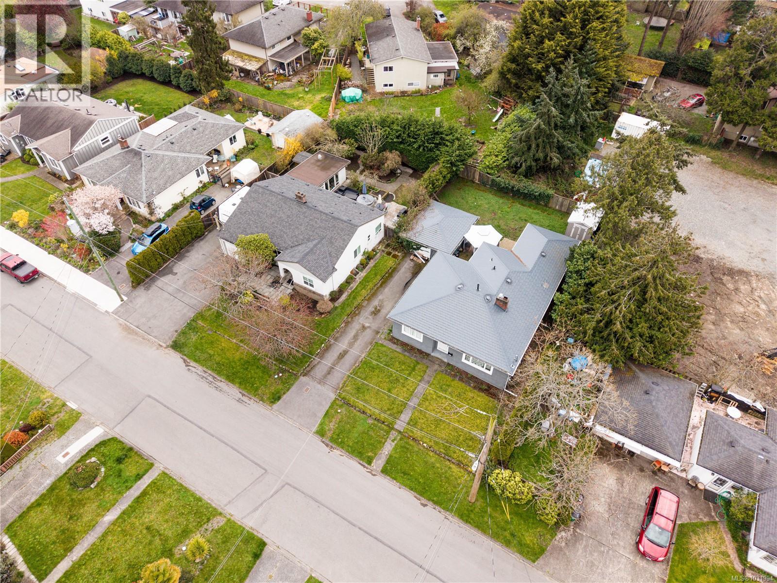  1661/1663 Freeman Avenue, Saanich