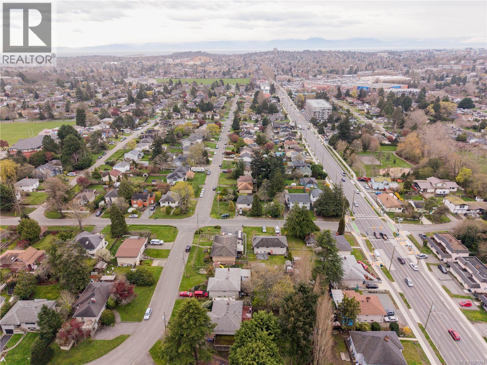  1661/1663 Freeman Avenue, Saanich