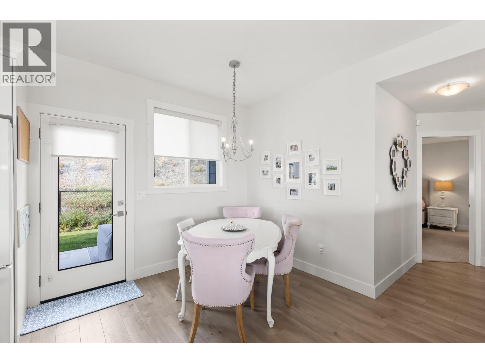  2612 Paramount Drive, West Kelowna