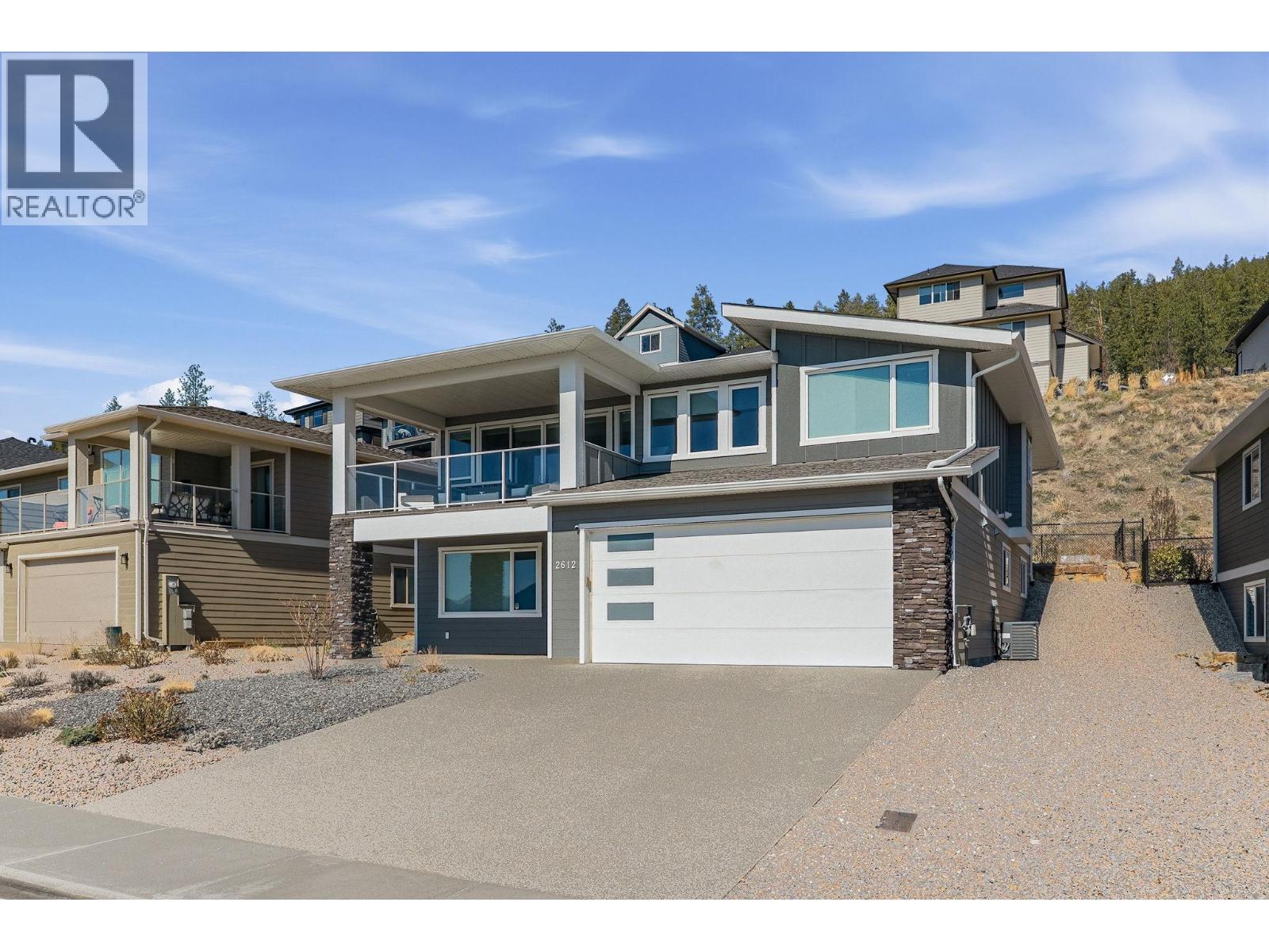  2612 Paramount Drive, West Kelowna