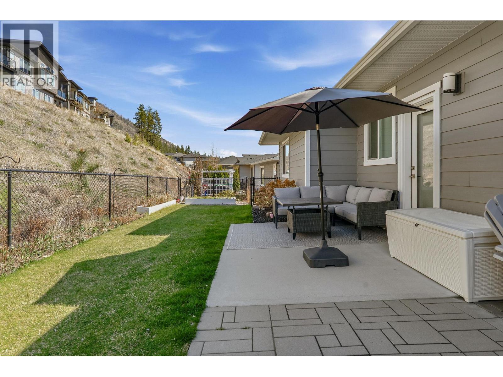  2612 Paramount Drive, West Kelowna