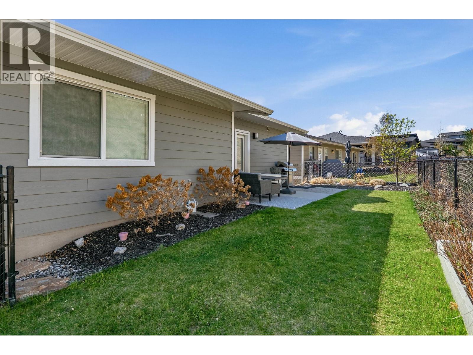  2612 Paramount Drive, West Kelowna