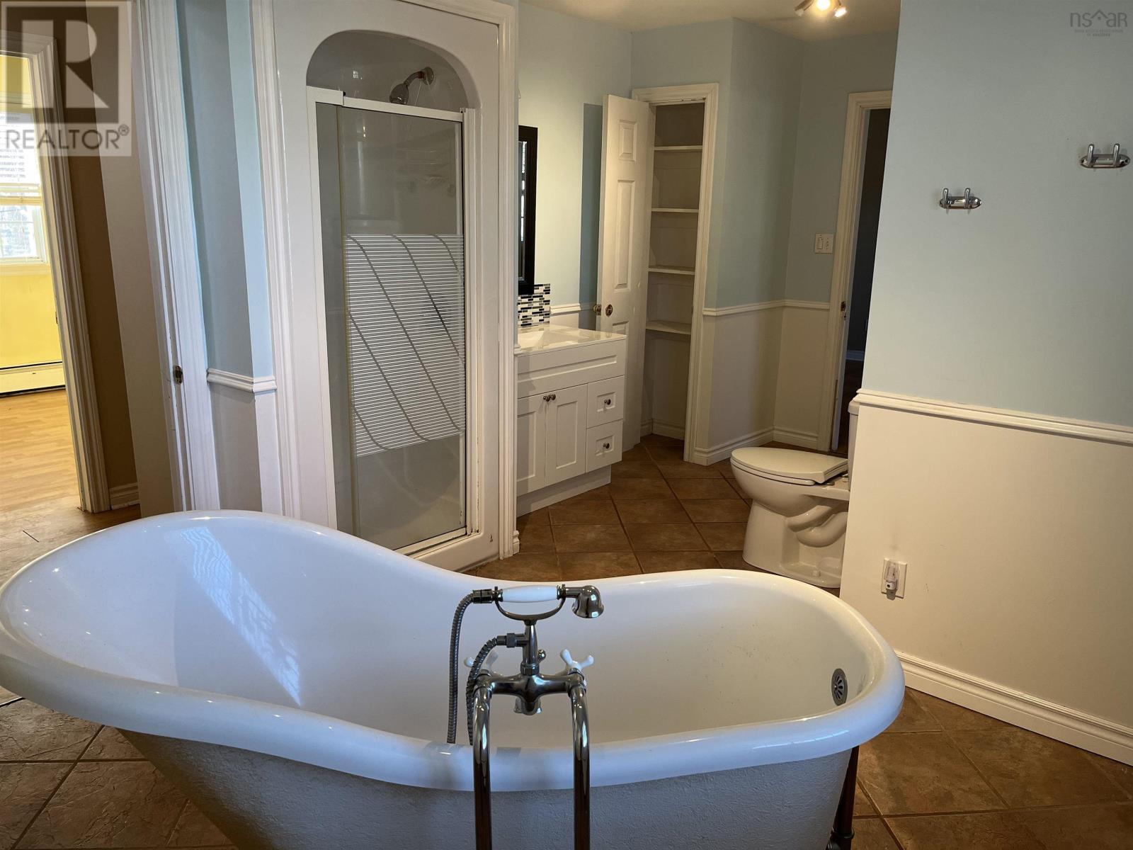 Property 26 of 48 of 974 Aurora Crescent