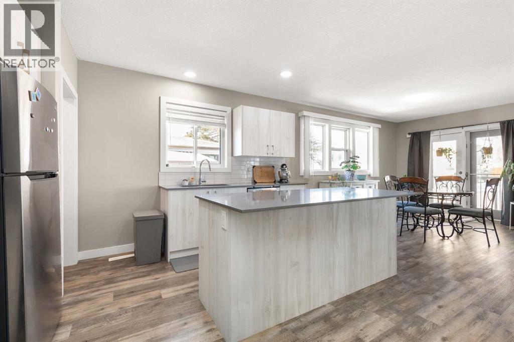 139 5 STREET SE - 15