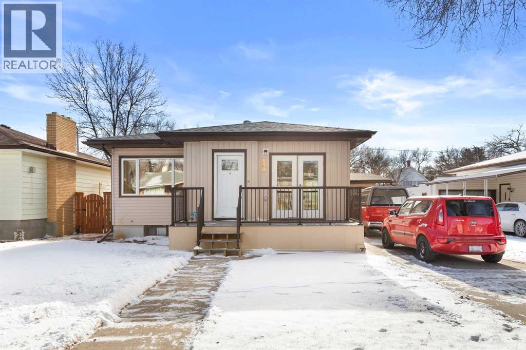 139 5 STREET SE - 1
