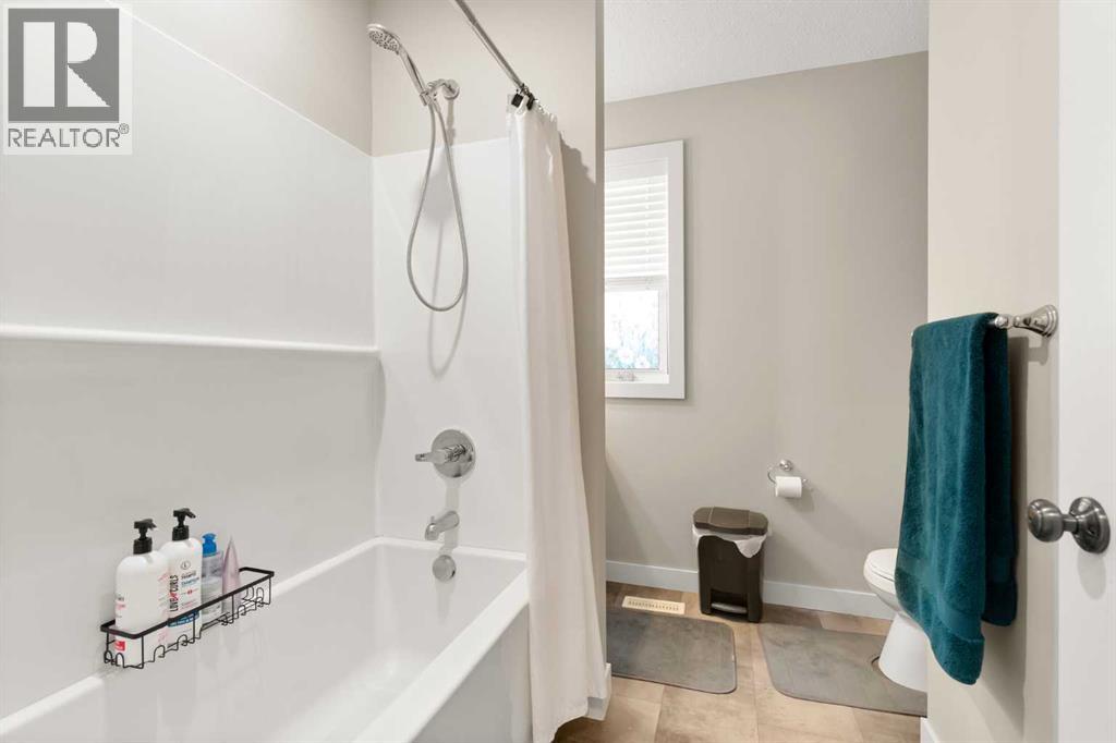 139 5 STREET SE - 23