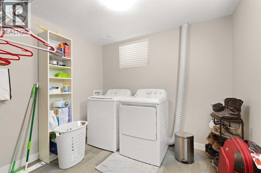 139 5 STREET SE - 31