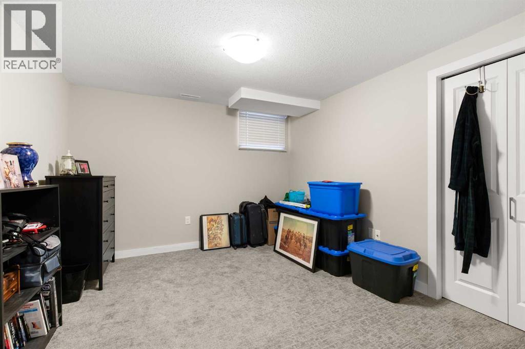 139 5 STREET SE - 29