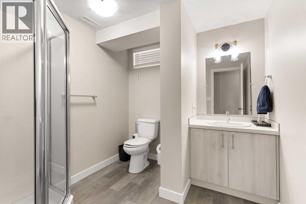 139 5 STREET SE - 28